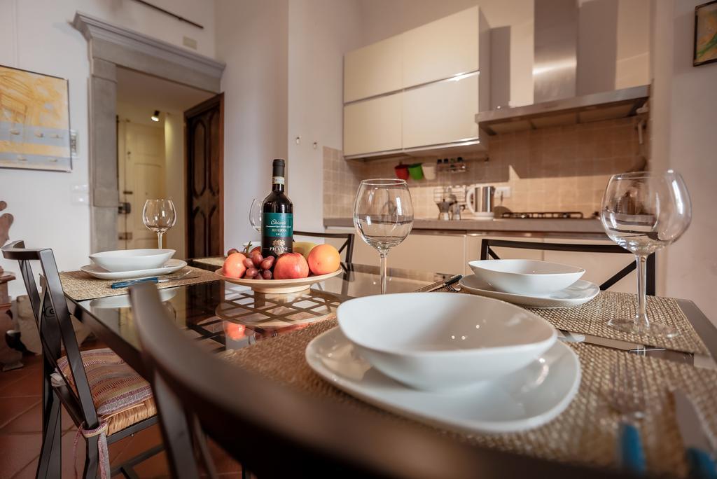 Firenze Rentals Suite Art ภายนอก รูปภาพ